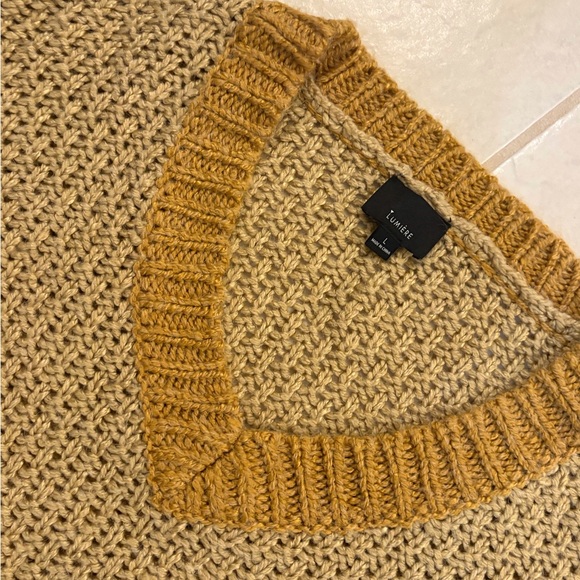 Sweater - Picture 3 of 4